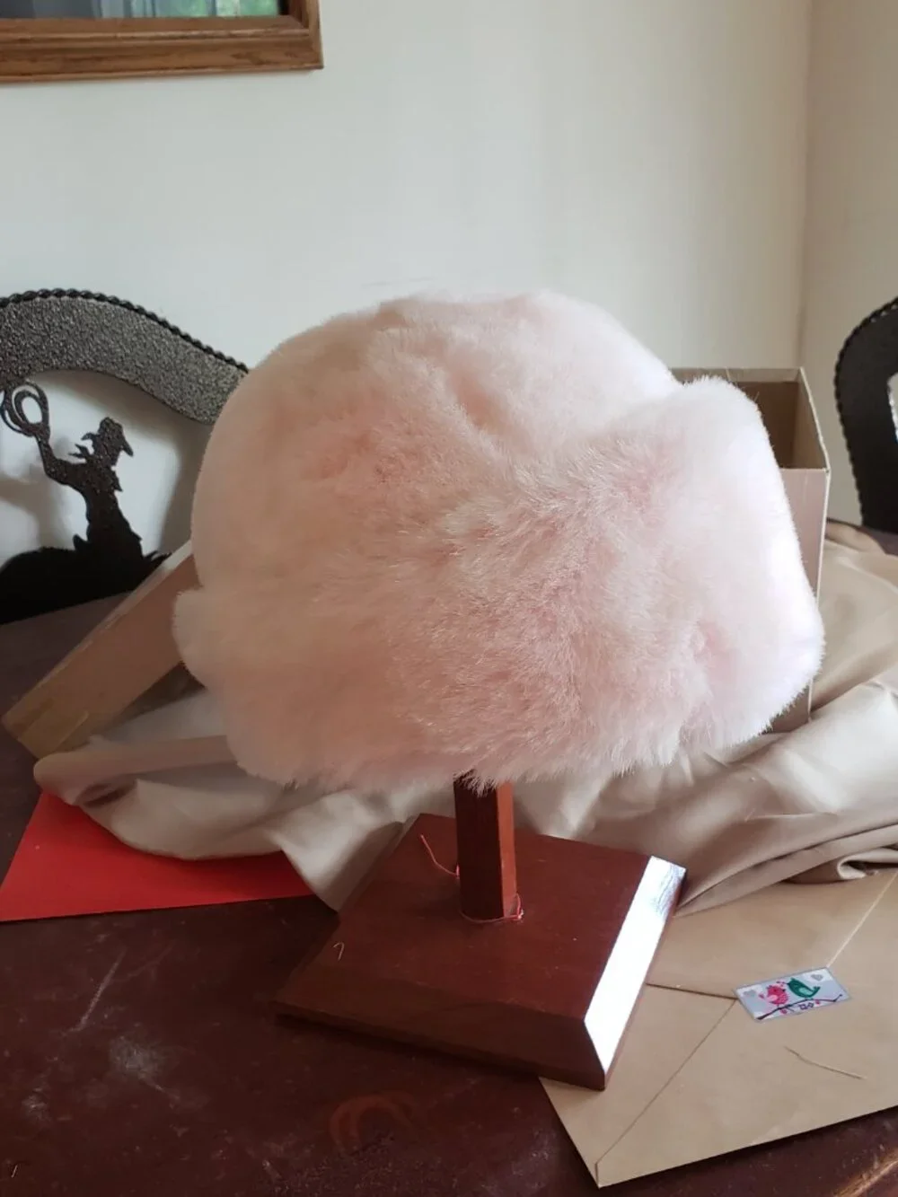 VINTAGE FAUX FUR HAT  PINK!!!! BARBIE ,MY FAIR LADY !!!! - Picture 3 of 11